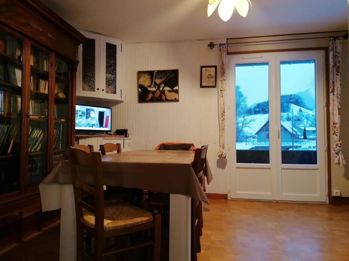 Chalet Roche Rousse เกรส-ออง-แวร์กอร์ ภายนอก รูปภาพ