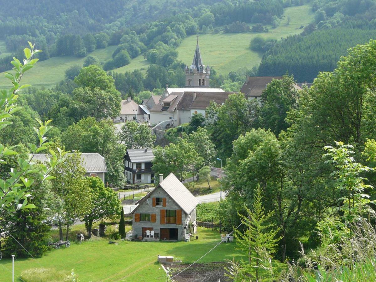 Chalet Roche Rousse เกรส-ออง-แวร์กอร์ ภายนอก รูปภาพ
